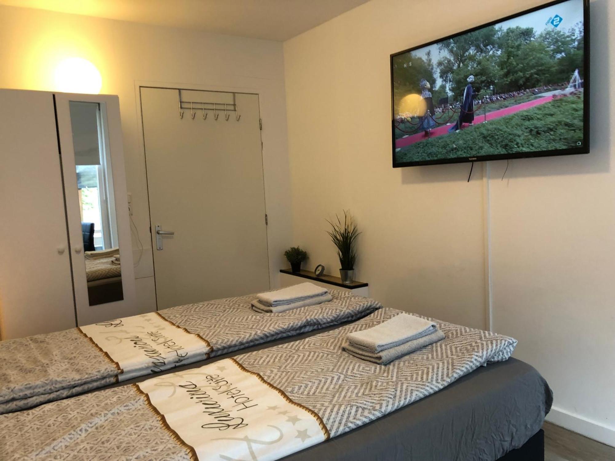 Luxe Wellness Apartment Apeldoorn With Jacuzzi And Sauna Ngoại thất bức ảnh